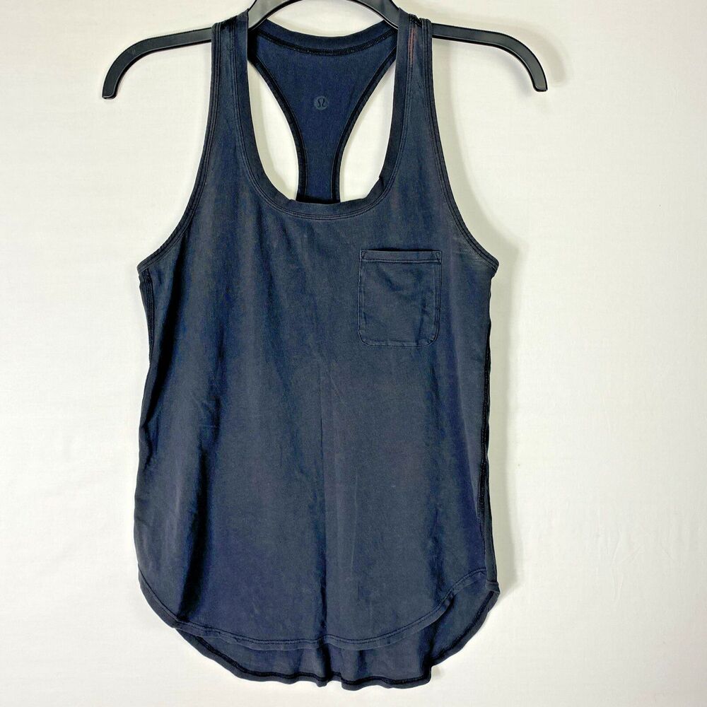 Lululemon Womens Size Medium Tank Yogi Racerback Chest Pocket Black No Size Dot